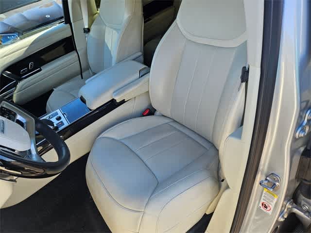 Thumbnail: 2023 Land Rover Range Rover - 16