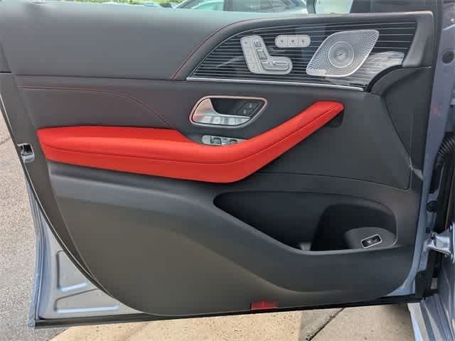 Thumbnail: 2025 Mercedes-Benz GLE - 15