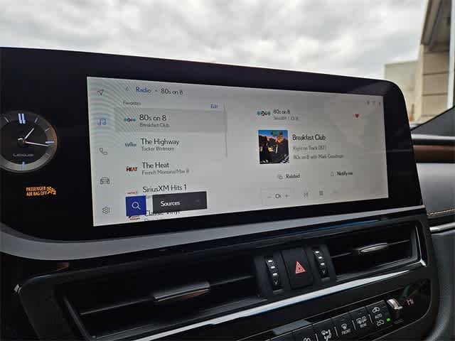 Thumbnail: 2024 Lexus ES - 32