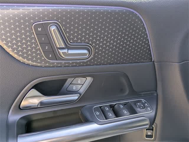 2025 Mercedes-Benz GLA 250 16