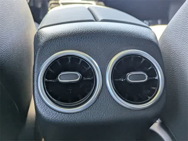 2025 Mercedes-Benz CLA 250 4