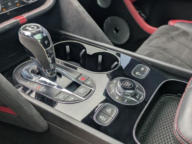 Thumbnail: 2021 Bentley Bentayga - 30
