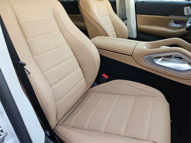 Thumbnail: 2026 Mercedes-Benz GLE - 26