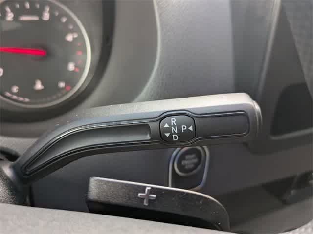 Thumbnail: 2025 Mercedes-Benz Sprinter - 17