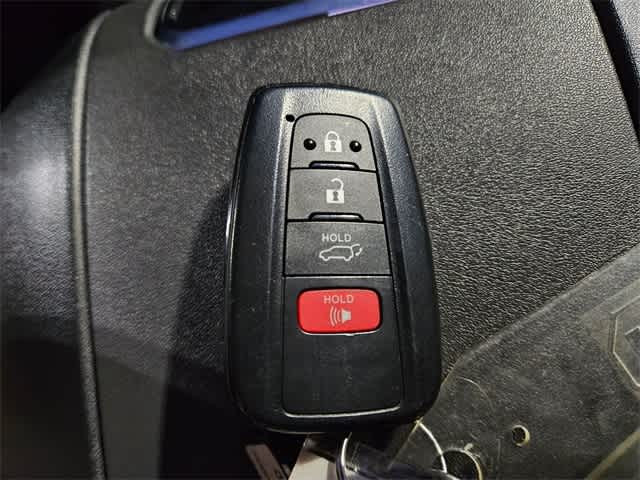 Thumbnail: 2023 Toyota Highlander - 29