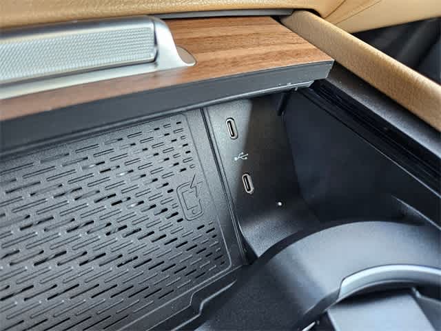 Thumbnail: 2026 Mercedes-Benz GLS - 30