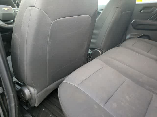 Thumbnail: 2023 Chevrolet Colorado - 17