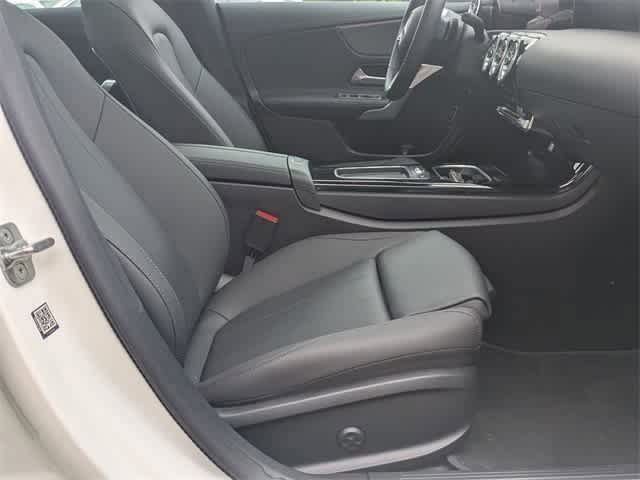 2025 Mercedes-Benz CLA 250 10