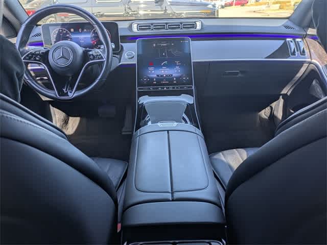 Thumbnail: 2022 Mercedes-Benz S-Class - 18