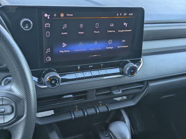 Thumbnail: 2023 Chevrolet Colorado - 25