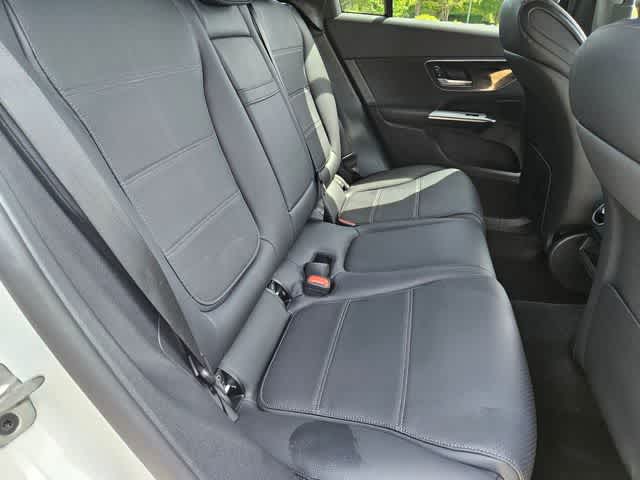 Thumbnail: 2025 Mercedes-Benz GLC - 20