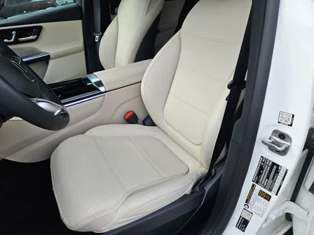 Thumbnail: 2026 Mercedes-Benz GLC - 14