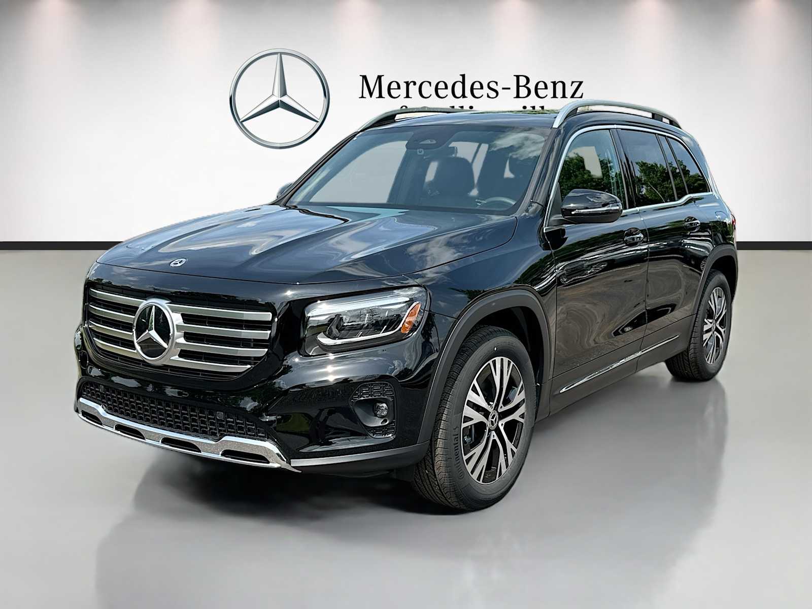 2026 Mercedes-Benz GLB GLB 250's photo