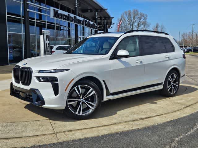 Thumbnail: 2024 BMW X7 - 1
