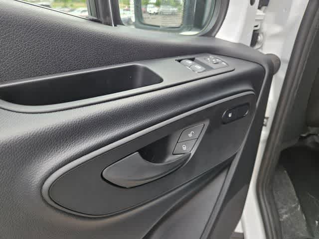 Thumbnail: 2026 Mercedes-Benz Sprinter - 17