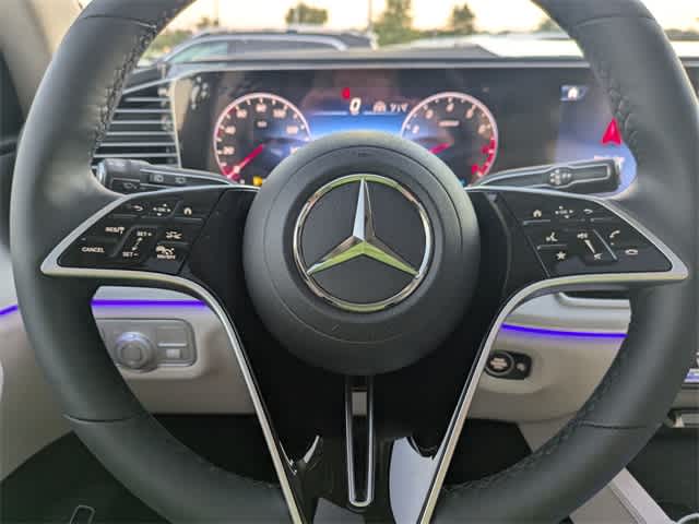 Thumbnail: 2026 Mercedes-Benz GLE - 24