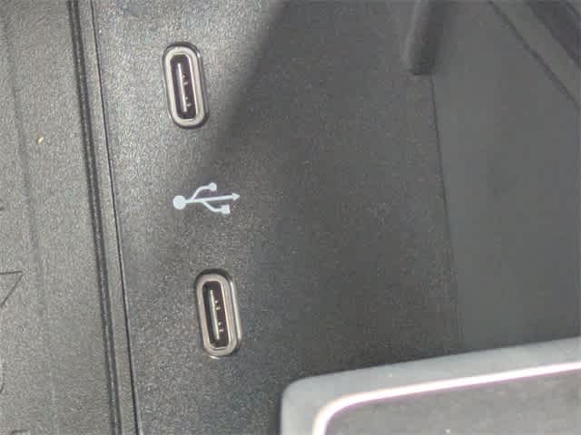 Thumbnail: 2026 Mercedes-Benz GLE - 31