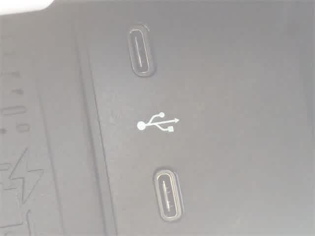 Thumbnail: 2025 Mercedes-Benz GLE - 31