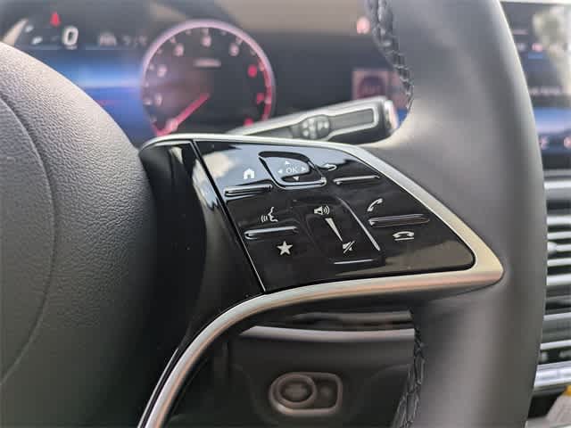 Thumbnail: 2026 Mercedes-Benz GLE - 25