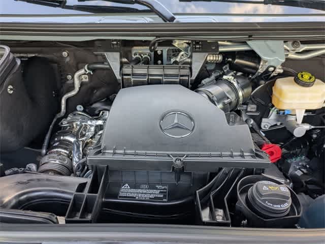 Thumbnail: 2025 Mercedes-Benz Sprinter - 13