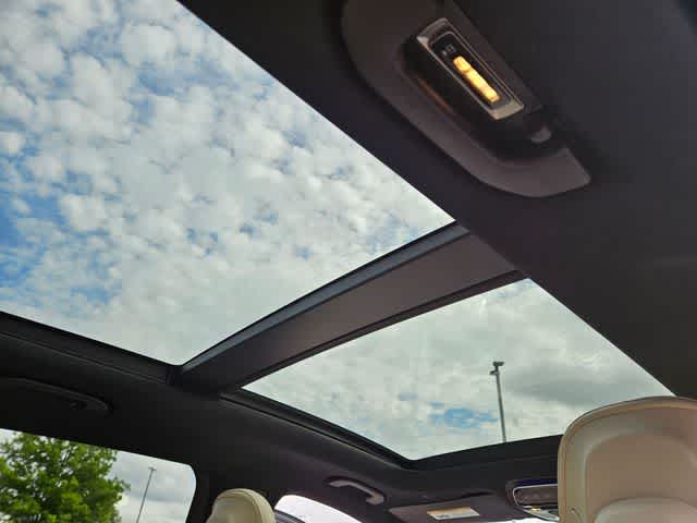 Thumbnail: 2026 Mercedes-Benz GLC - 22