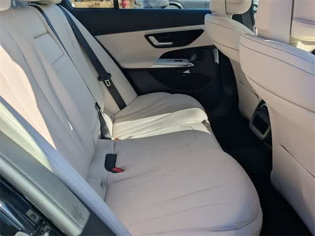 Thumbnail: 2025 Mercedes-Benz E-Class - 9