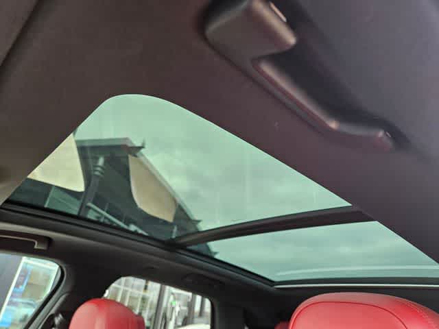 Thumbnail: 2023 Porsche Cayenne - 16