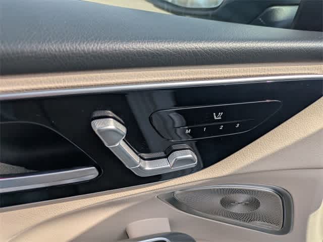 Thumbnail: 2023 Mercedes-Benz C-Class - 16