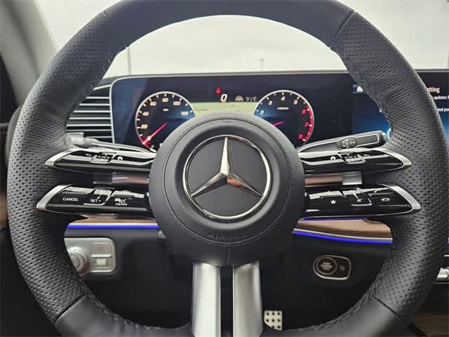 Thumbnail: 2026 Mercedes-Benz GLS - 25