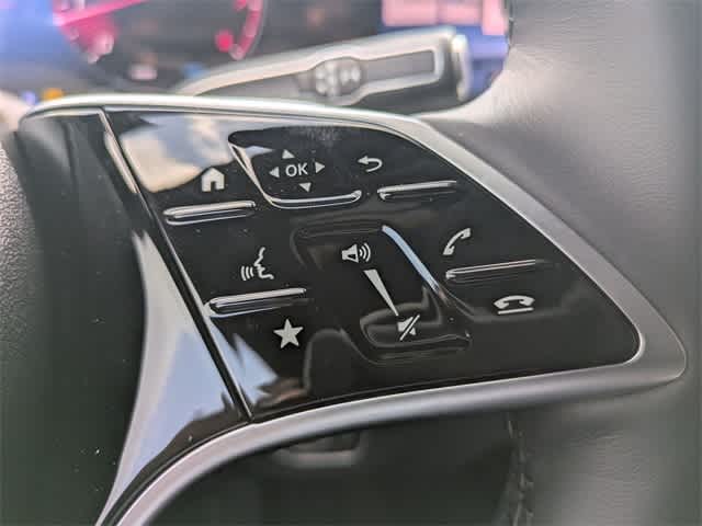 Thumbnail: 2025 Mercedes-Benz GLE - 25