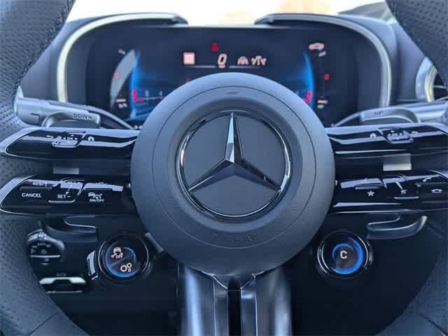 Thumbnail: 2025 Mercedes-Benz SL-Class - 18