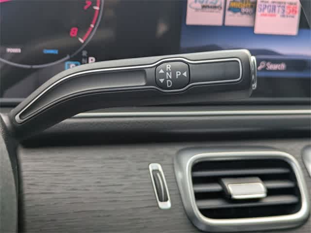 Thumbnail: 2025 Mercedes-Benz GLE - 32