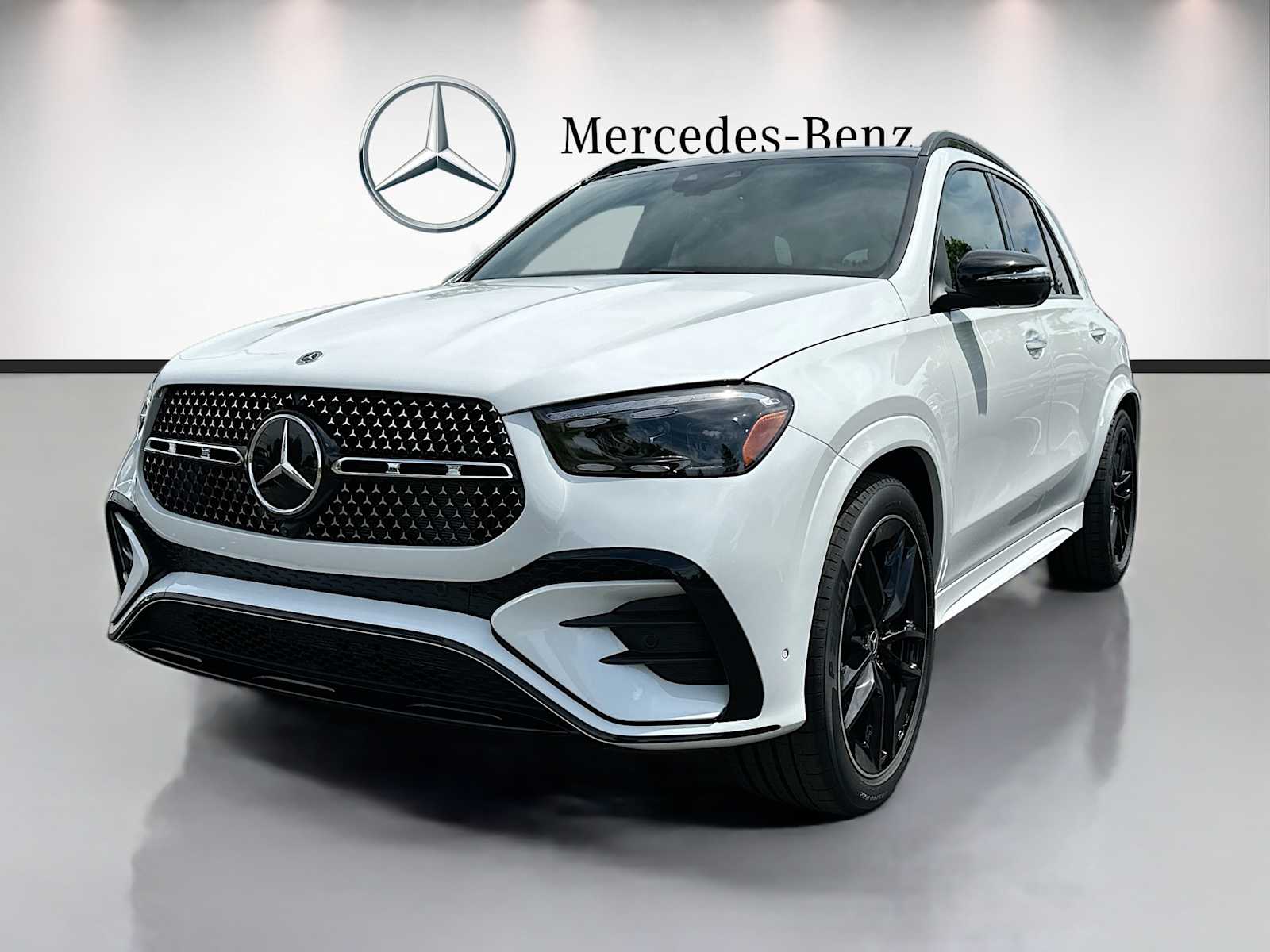 Thumbnail: 2026 Mercedes-Benz GLE - 1