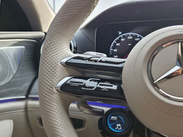 Thumbnail: 2024 Mercedes-Benz AMG GT - 26