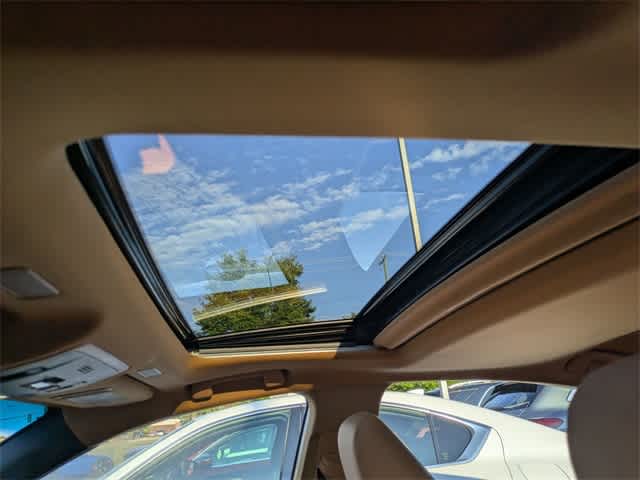 Thumbnail: 2025 Lexus ES - 18