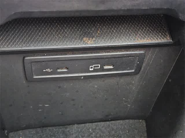 Thumbnail: 2022 Mercedes-Benz GLC - 34