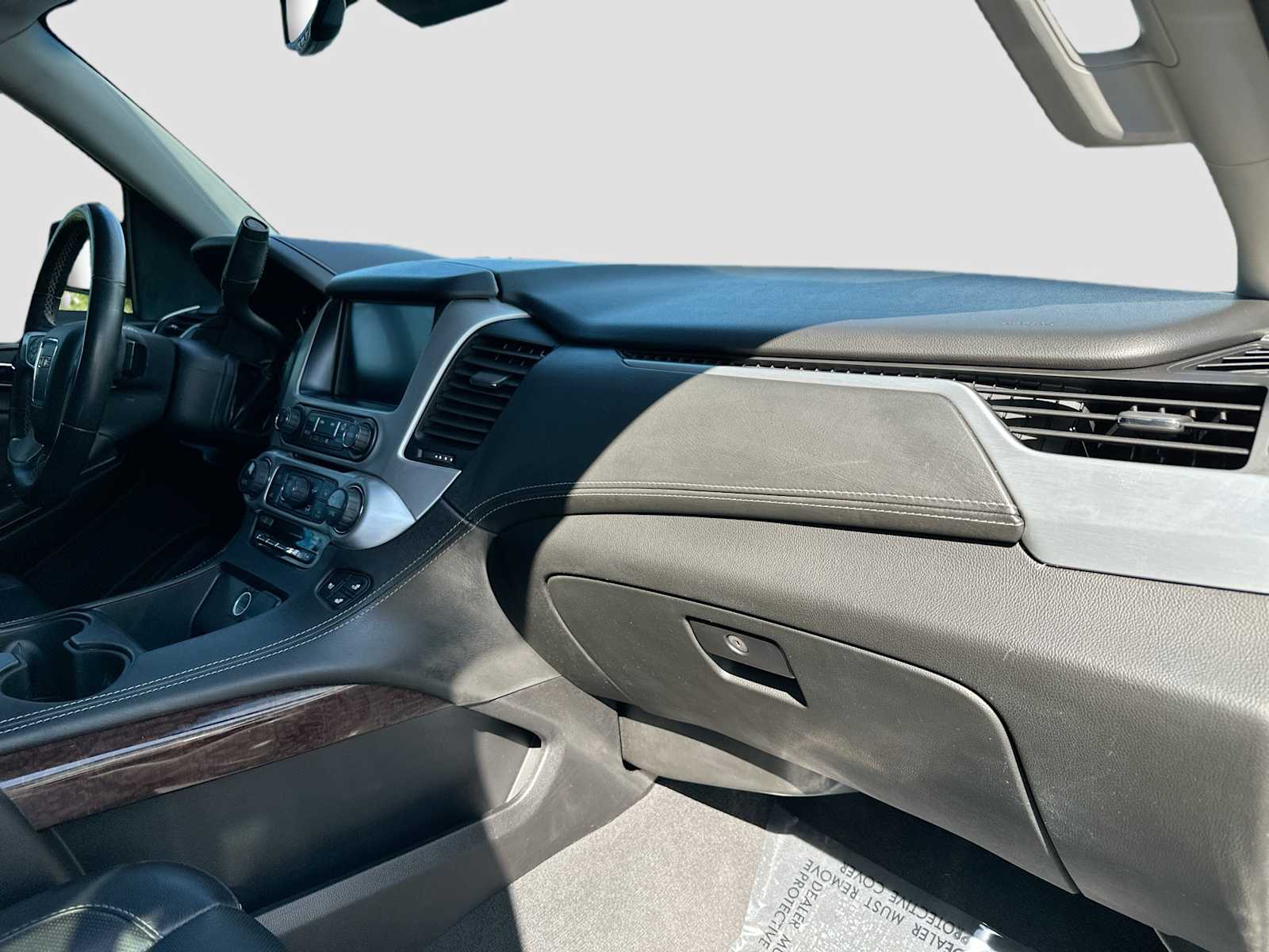 Thumbnail: 2019 GMC Yukon XL - 33
