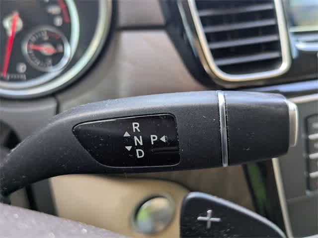 Thumbnail: 2018 Mercedes-Benz GLE - 32