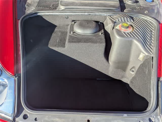 Thumbnail: 2004 Porsche 911 - 31