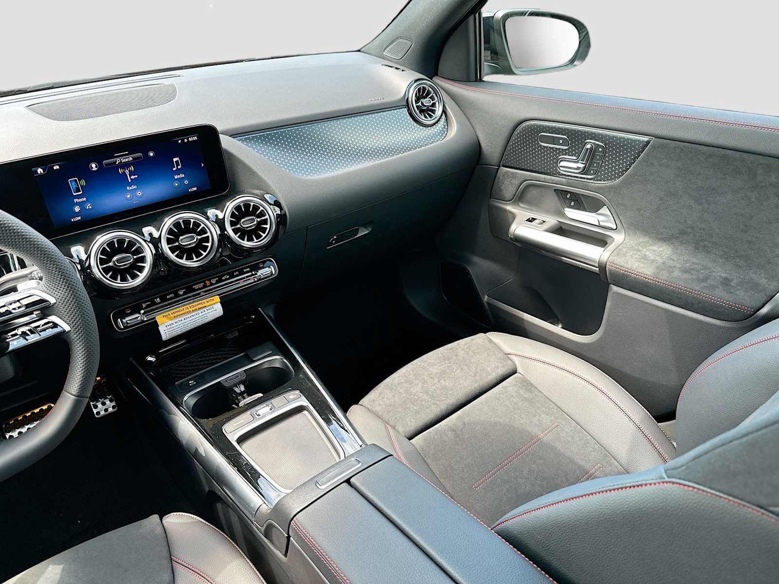 Thumbnail: 2026 Mercedes-Benz GLA - 24