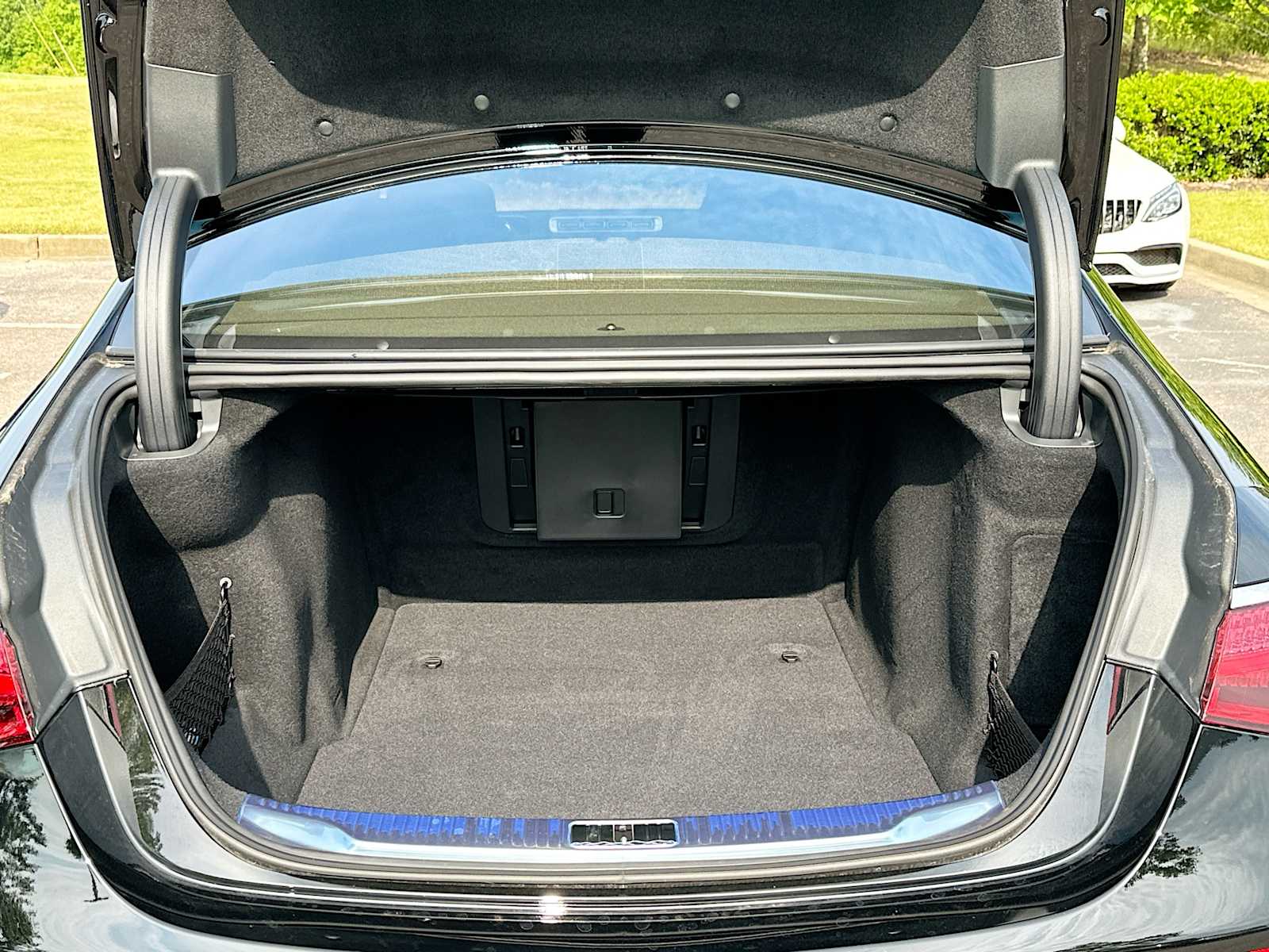 Thumbnail: 2026 Mercedes-Benz S-Class - 28