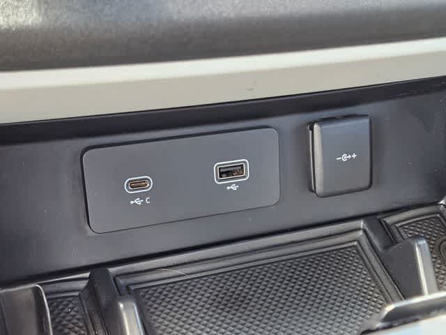 Thumbnail: 2023 Land Rover Defender - 35