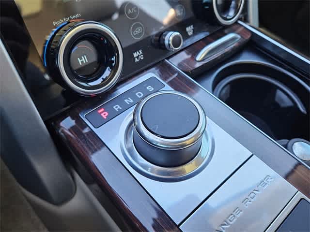 Thumbnail: 2016 Land Rover Range Rover - 34