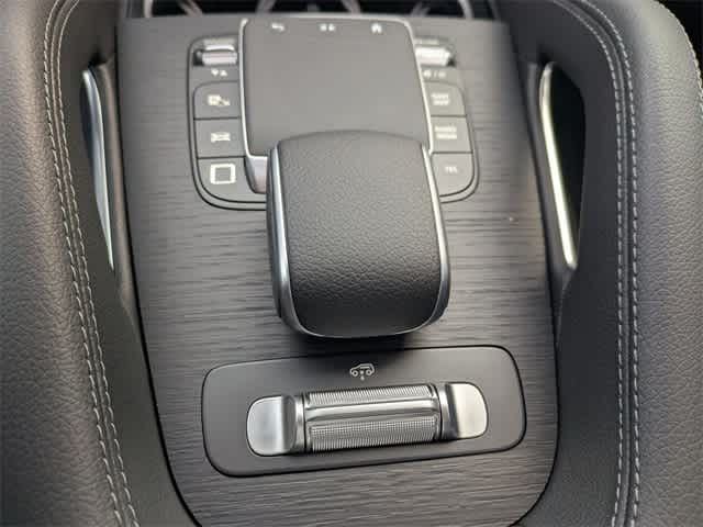 Thumbnail: 2026 Mercedes-Benz GLS - 33