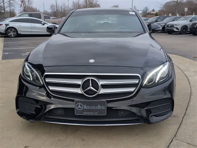 Thumbnail: 2017 Mercedes-Benz E-Class - 3