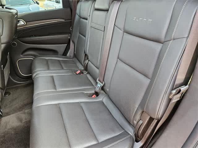 Thumbnail: 2015 Jeep Grand Cherokee - 20