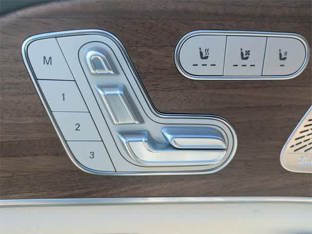 Thumbnail: 2025 Mercedes-Benz GLE - 16