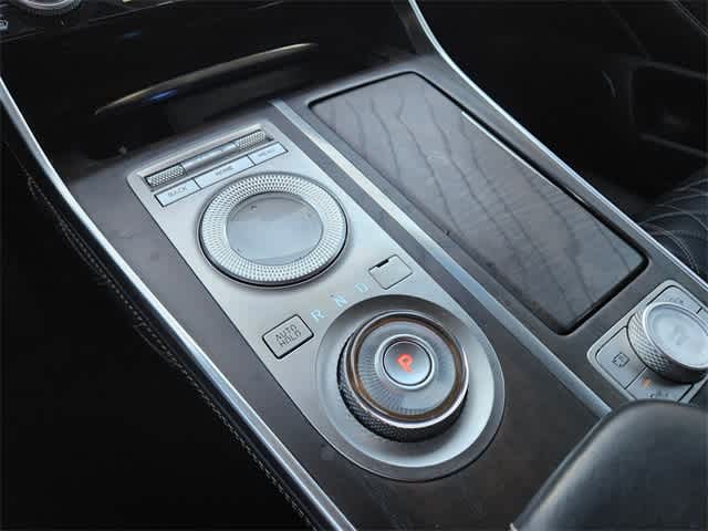 Thumbnail: 2021 Genesis GV80 - 32