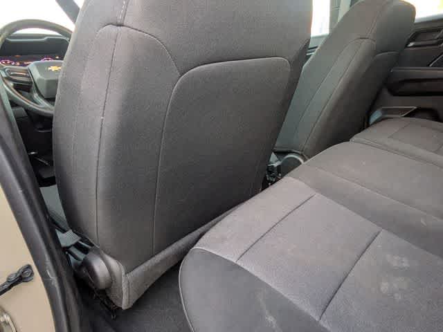 Thumbnail: 2024 Chevrolet Colorado - 16