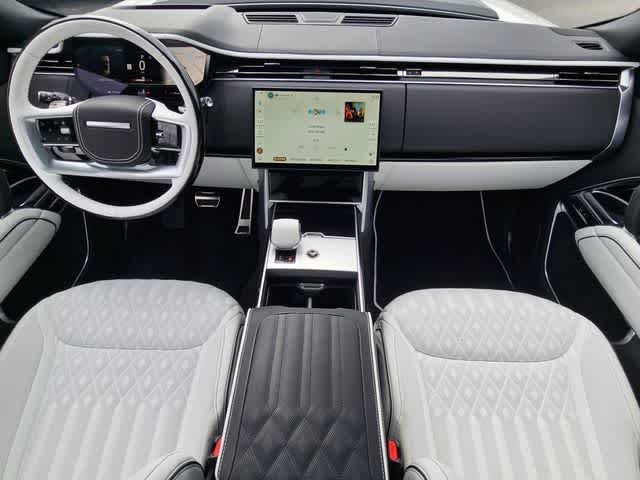 Thumbnail: 2025 Land Rover Range Rover - 19